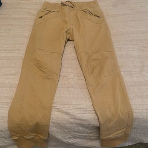 Men’s joggers